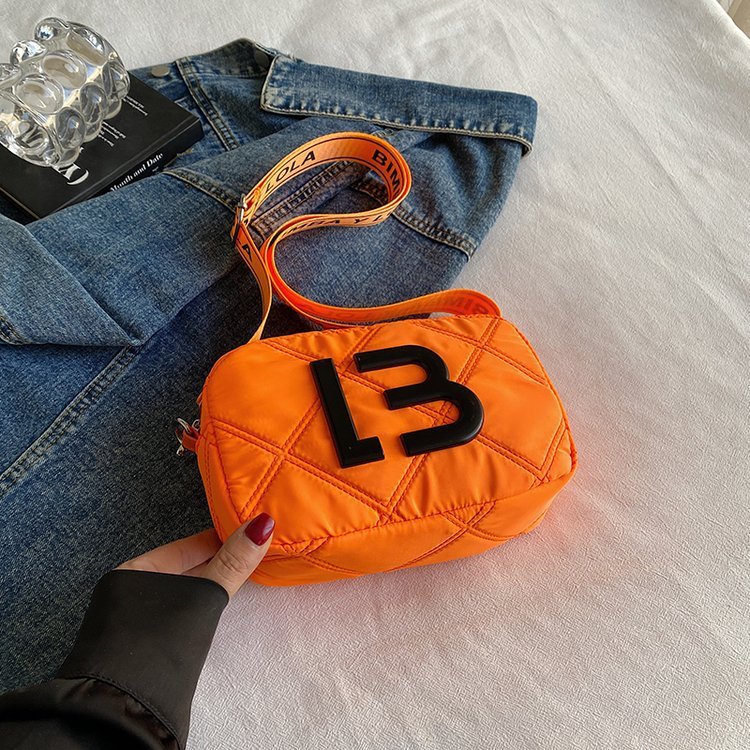 Umhängetasche "LOLA MIMBA"