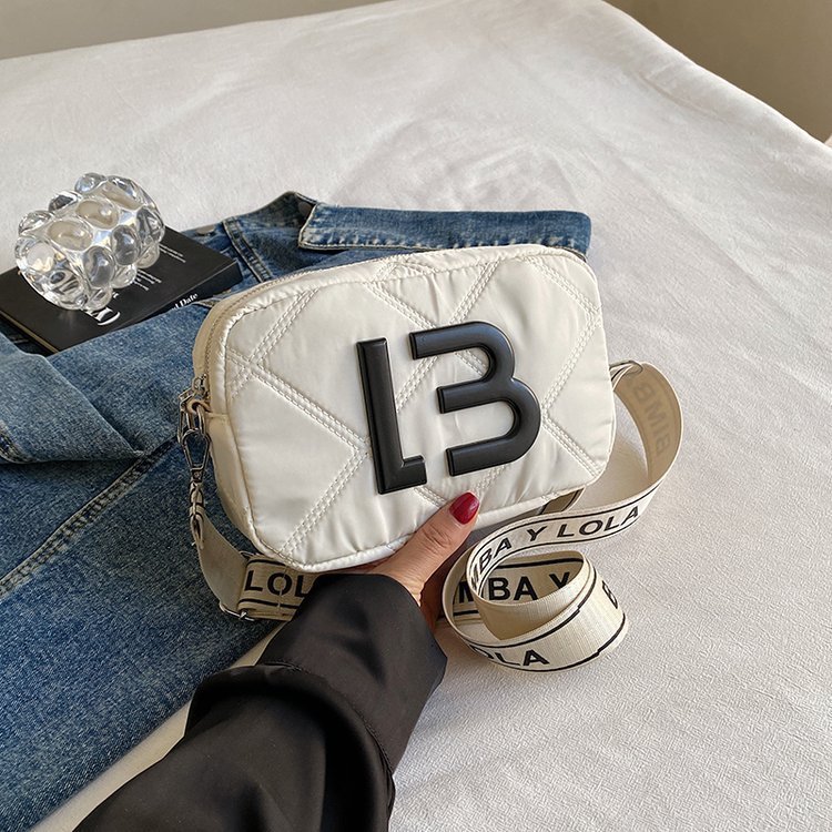 Umhängetasche "LOLA MIMBA"